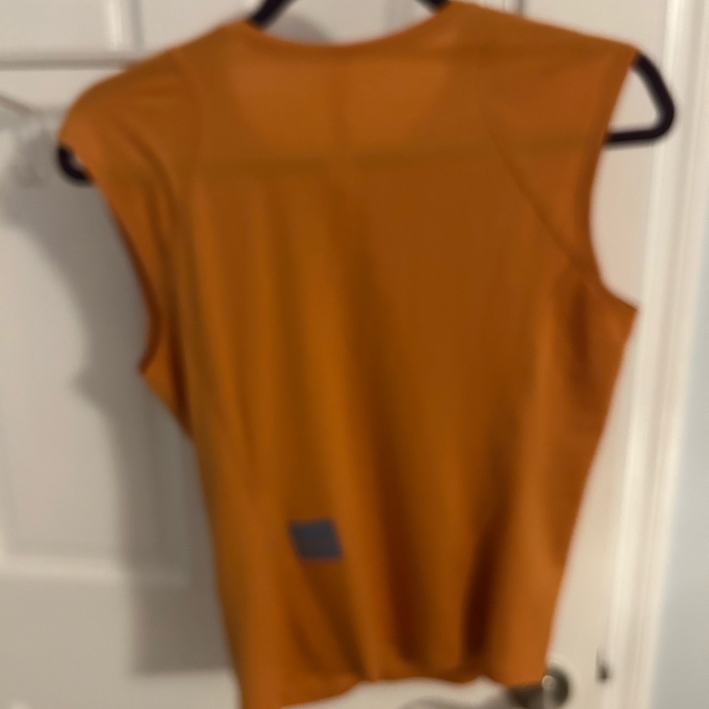 lululemon athletica Women's Cap Sleeve Hiking Shirt - Burnt Amber - Picture 4 of 7